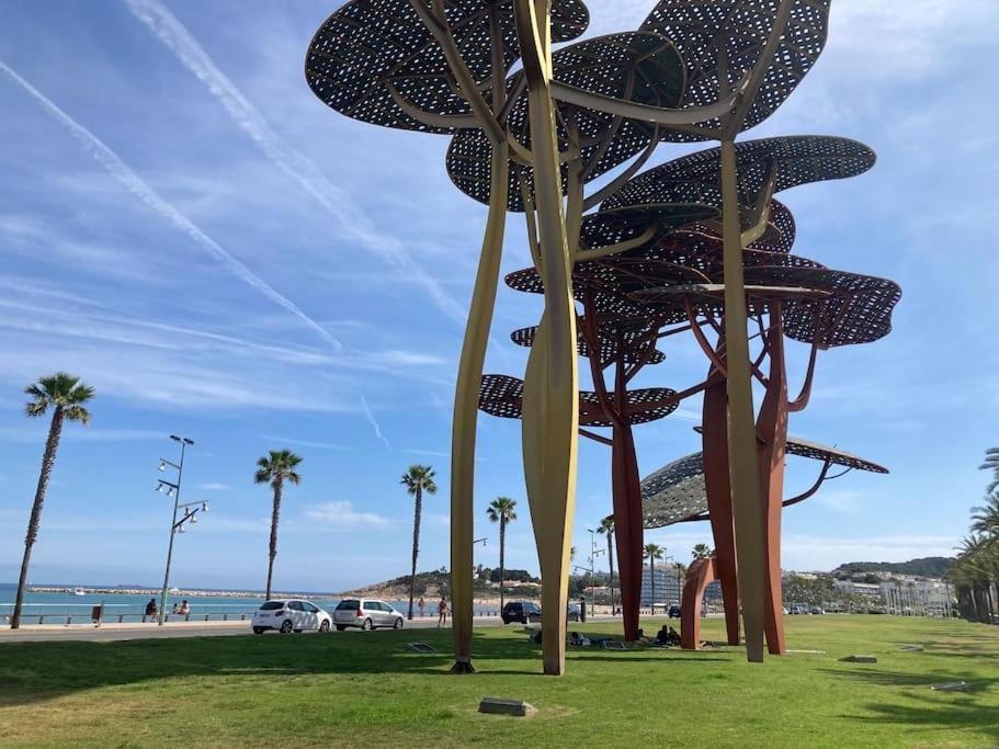 Piso Centro Salou Cerca Marアパートメント エクステリア 写真